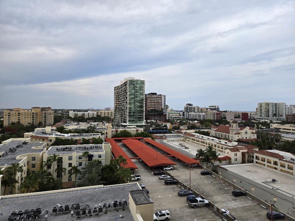 TOWER CONDO AT CITYPLACE - Residential Lease