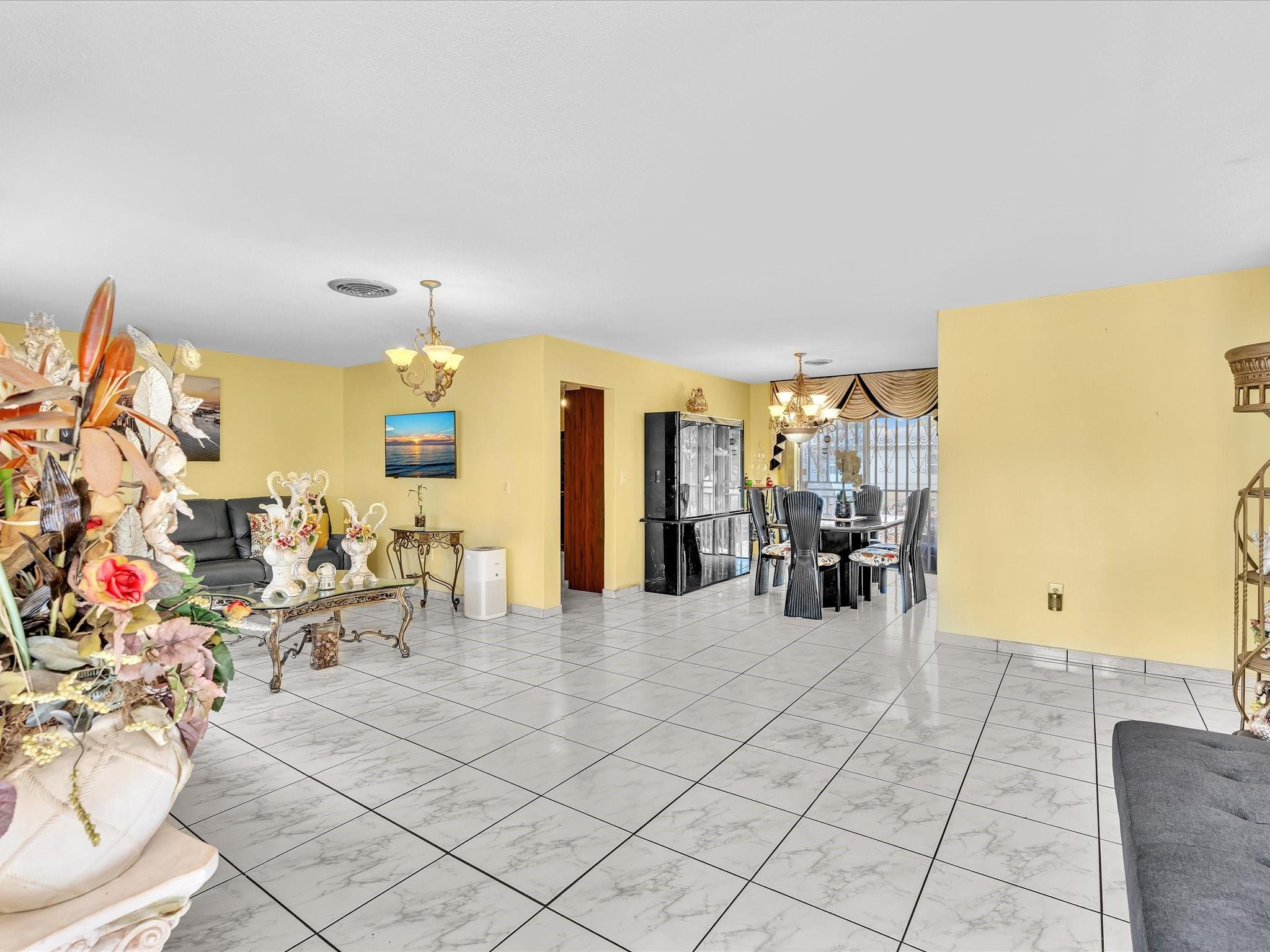 BELL GARDENS - Residential