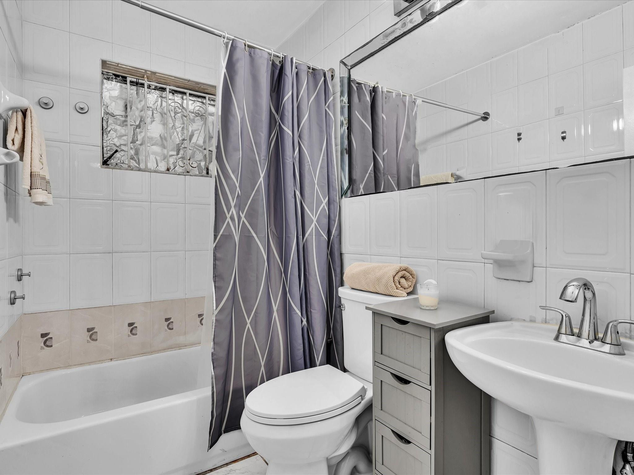 BELL GARDENS - Residential