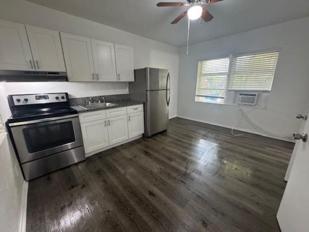 Photo of 100 Isle Of Venice Drive #13, Fort Lauderdale, FL 33301 (MLS # F10541921)