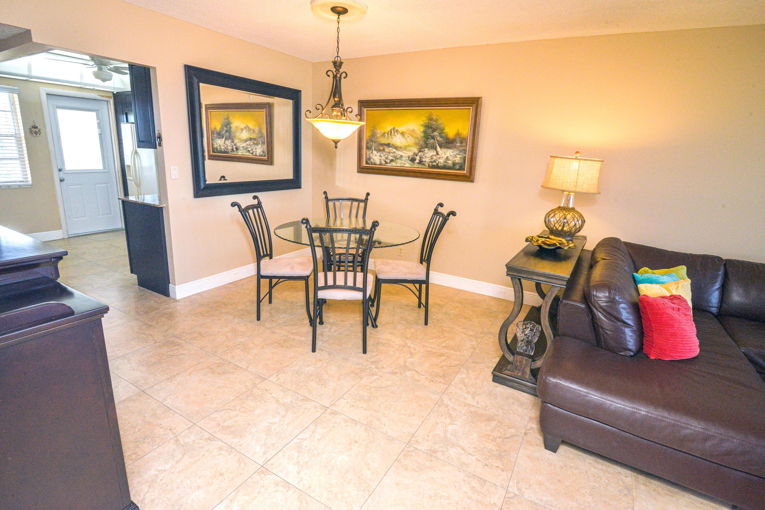 NO 21 PALM-AIRE COUNTRY CLUB - Residential Lease