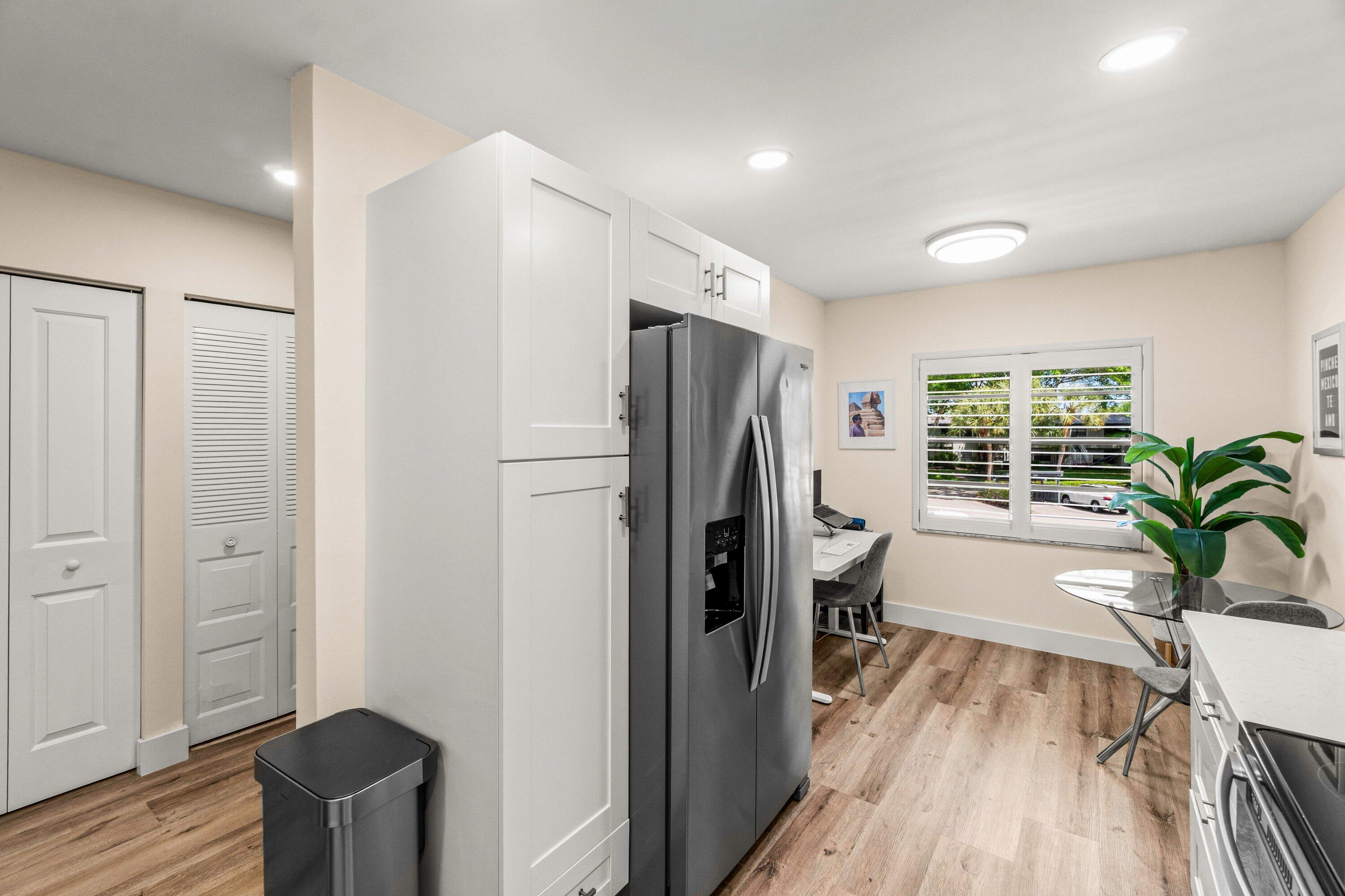 SOUTHPORT AT HUNTERS RUN CONDO - Residential