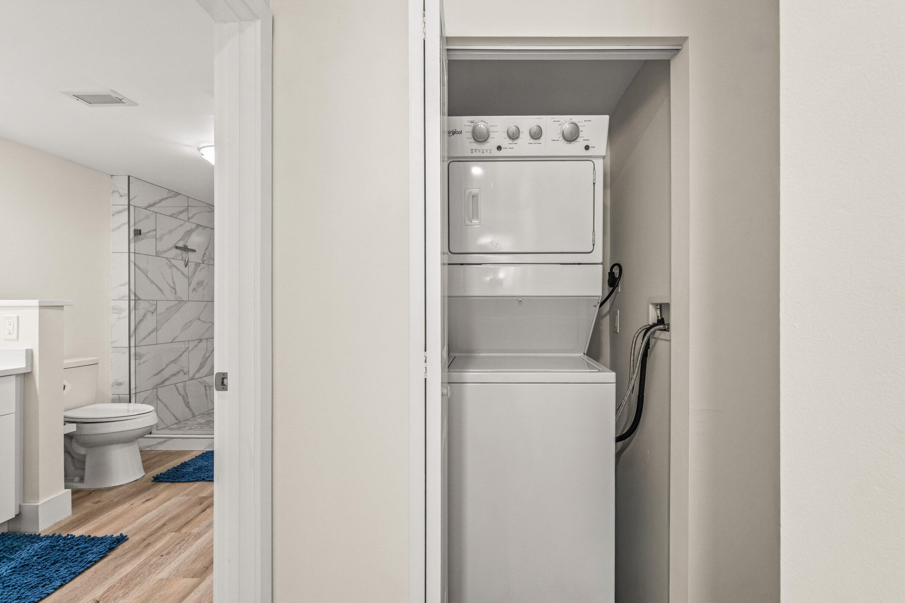 SOUTHPORT AT HUNTERS RUN CONDO - Residential