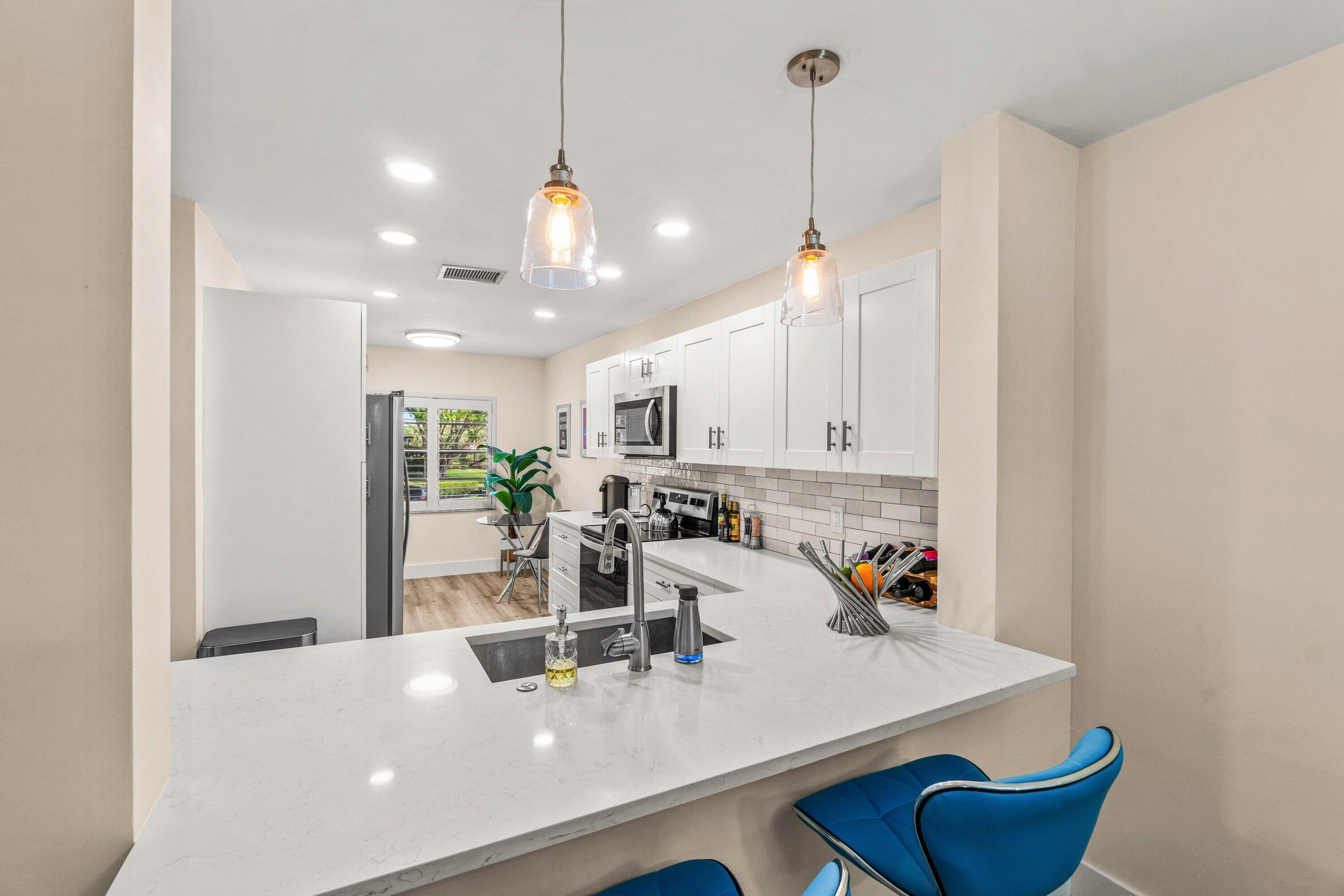 SOUTHPORT AT HUNTERS RUN CONDO - Residential