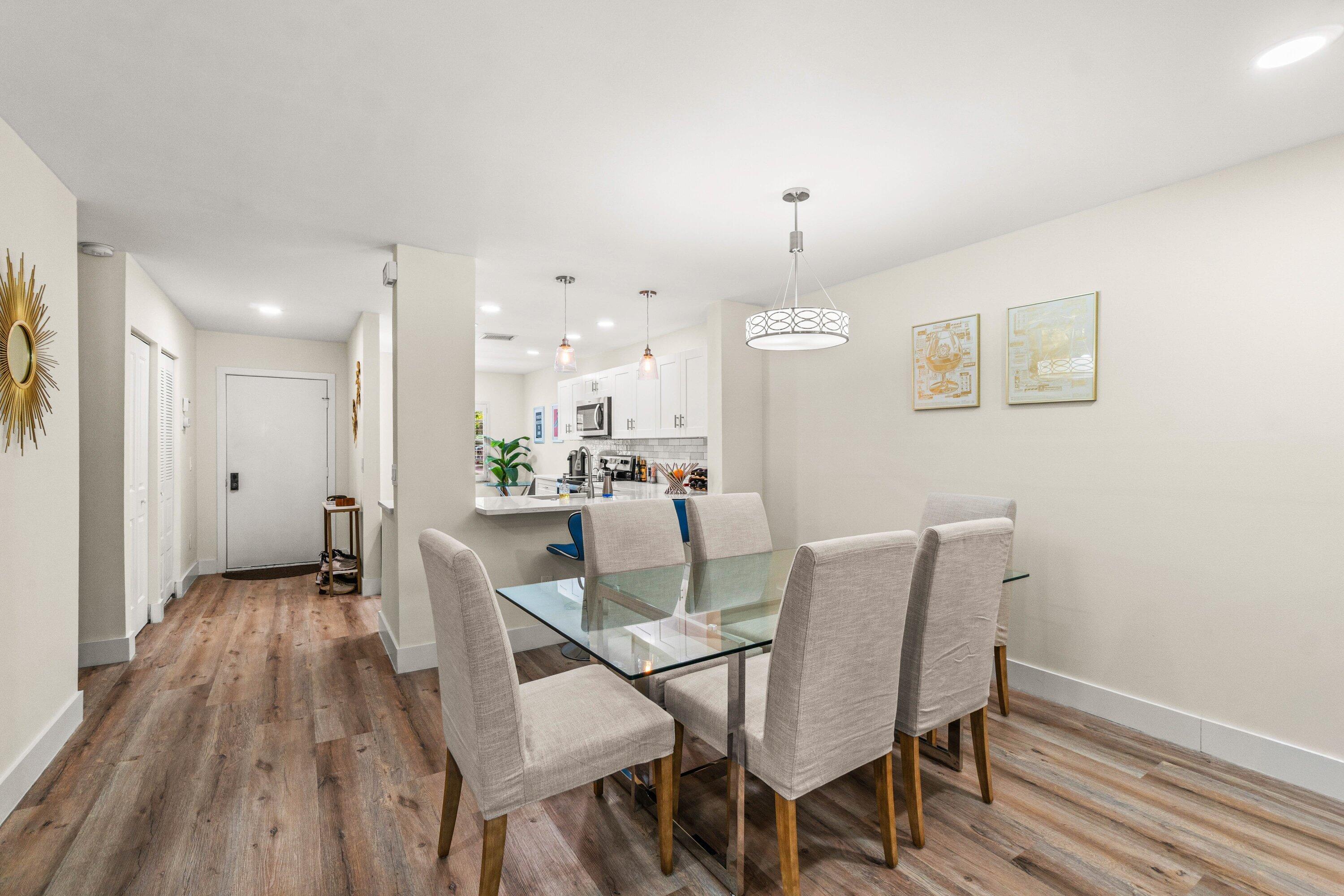 SOUTHPORT AT HUNTERS RUN CONDO - Residential