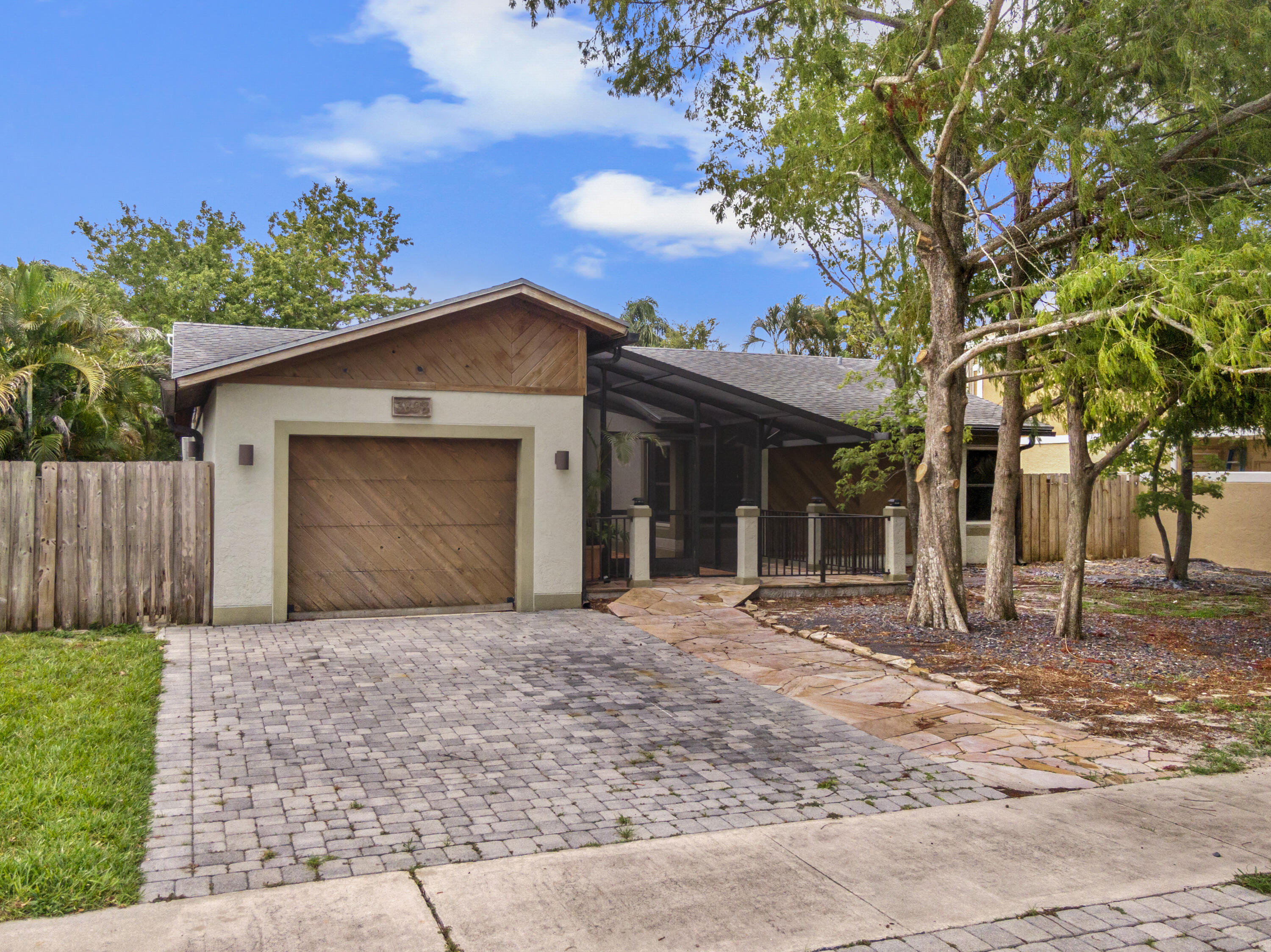 3898 NW 1st Drive