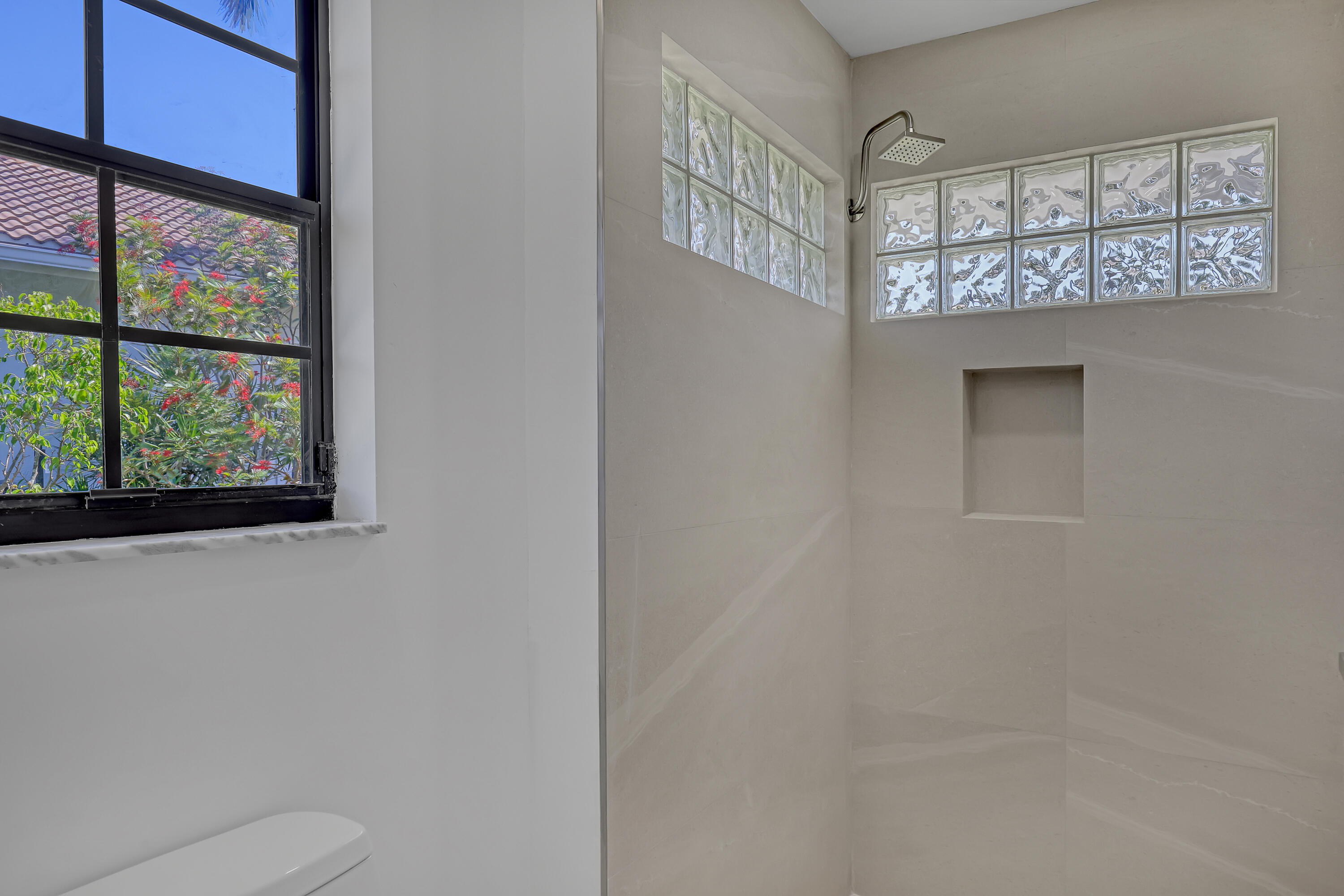 OLYMPUS - Residential