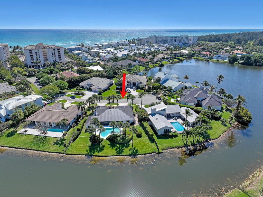 Photo of 163 Apollo Circle, Jupiter, FL 33477 (MLS # B26011404)