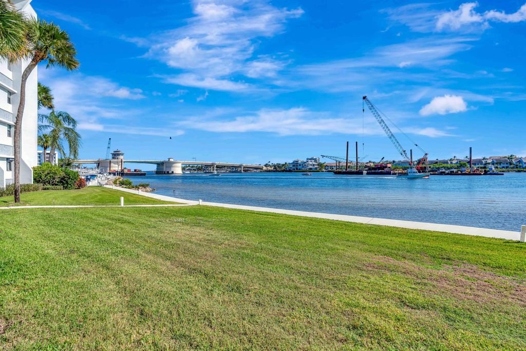 Photo of 1542 Jupiter Cove Drive #104, Jupiter, FL 33469 (MLS # R11141685)