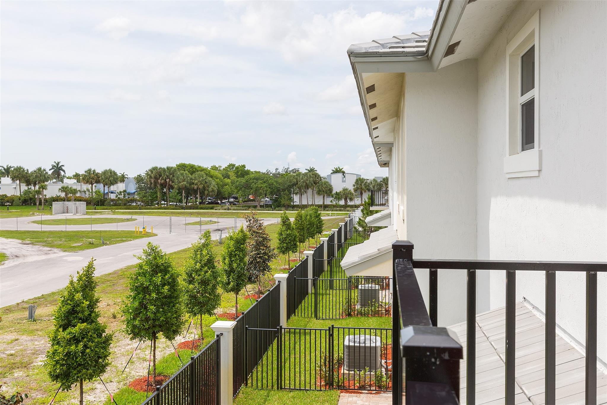 IN THE PINES - Residential Lease