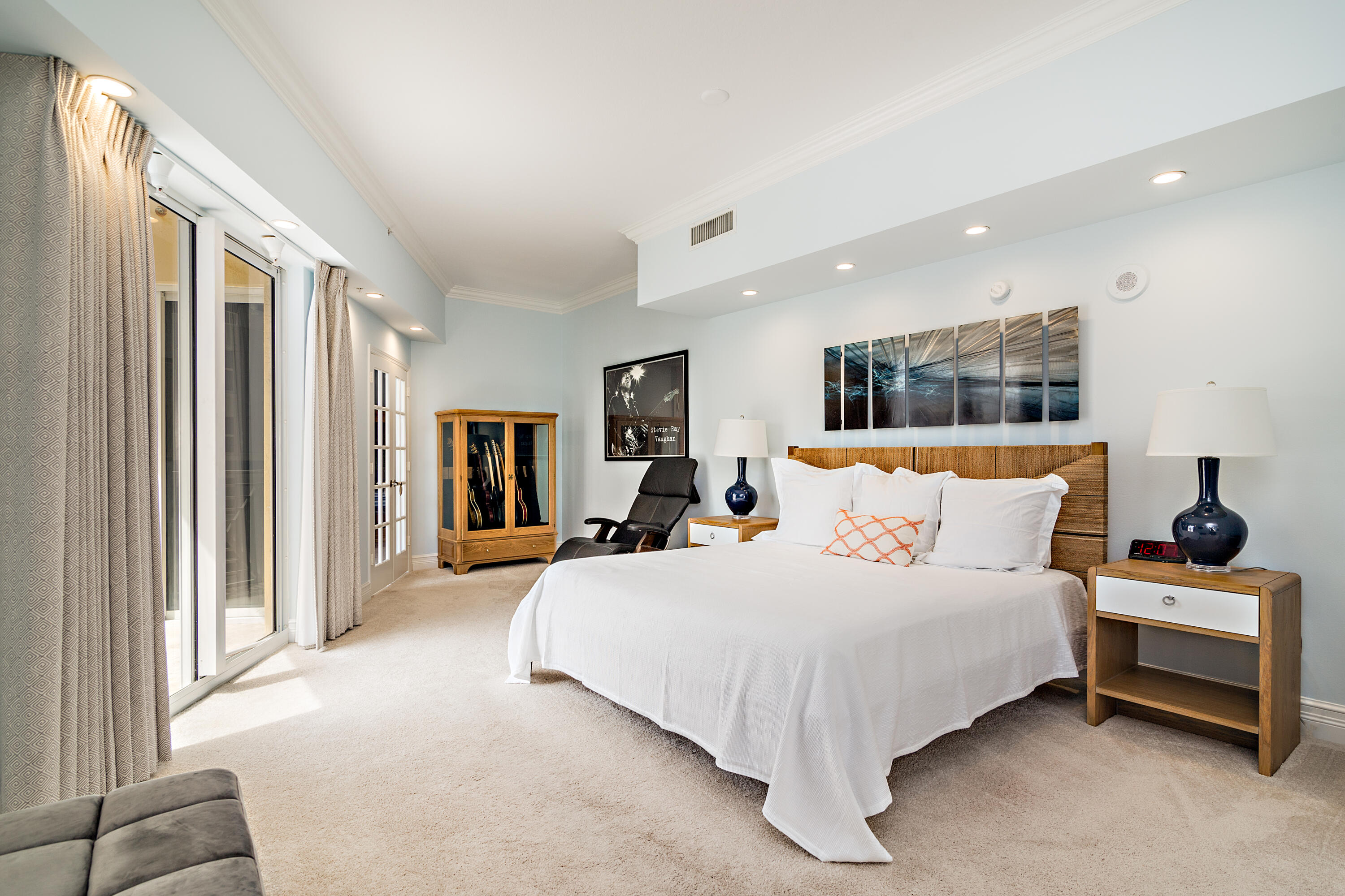 ESPLANADE GRANDE CONDO - Residential