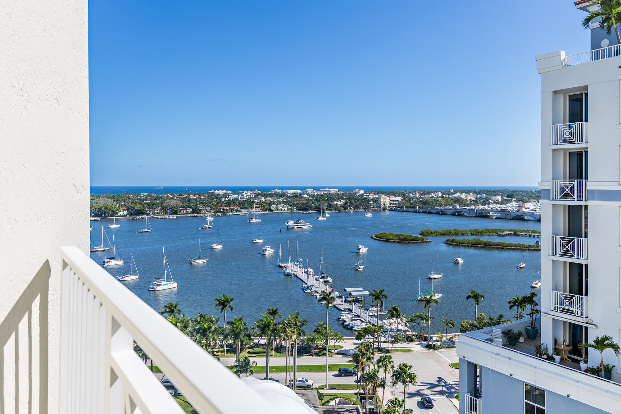 ESPLANADE GRANDE CONDO - Residential