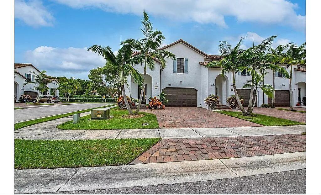 3199 Santa Catalina Place