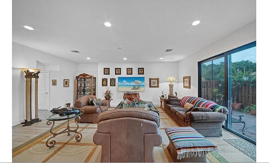 3199 Santa Catalina Place