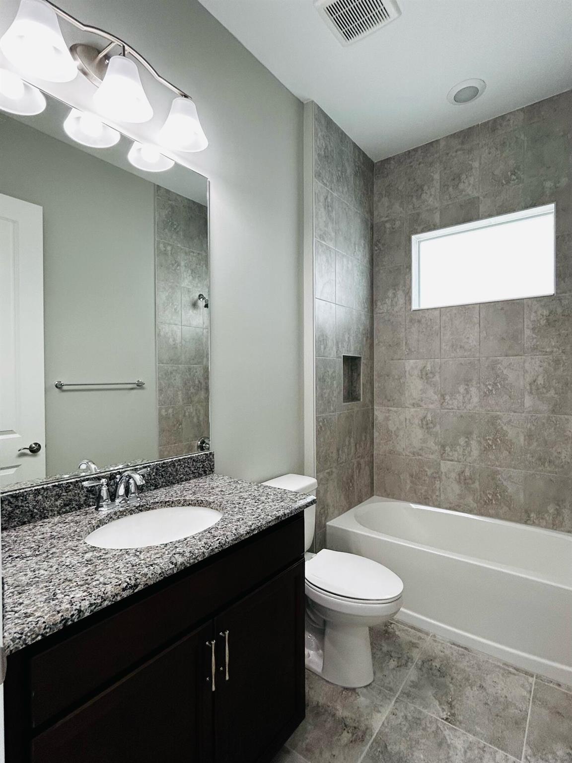 ORCHARDS OF WESTLAKE - Residential Lease