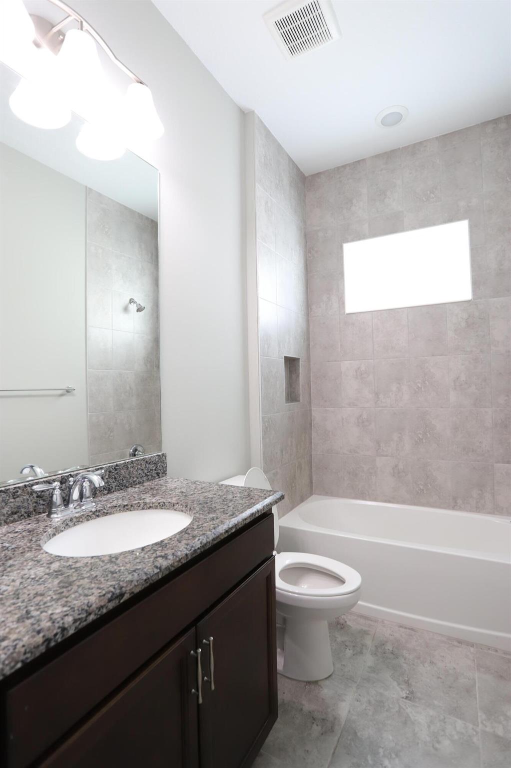 ORCHARDS OF WESTLAKE - Residential Lease