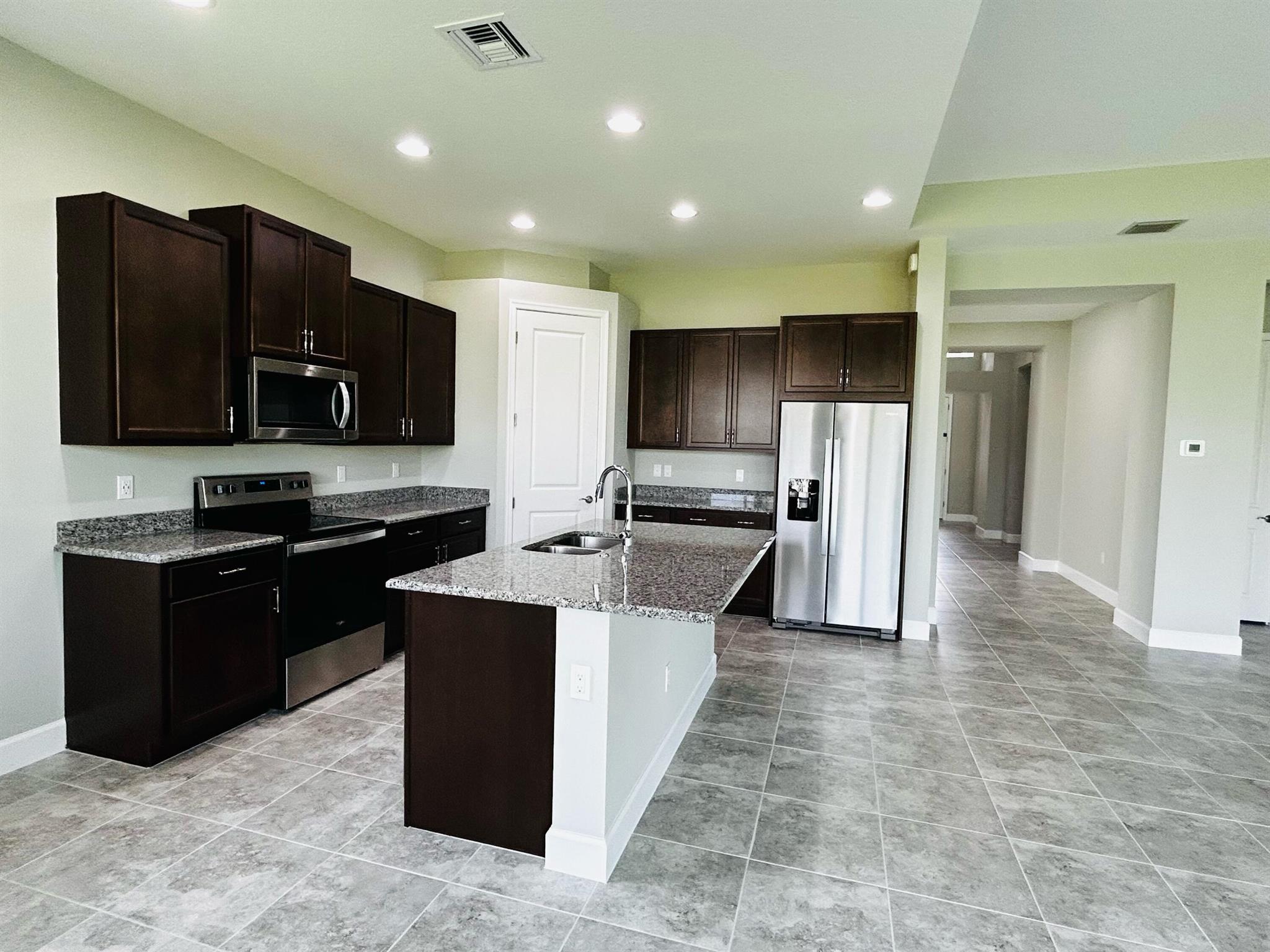 ORCHARDS OF WESTLAKE - Residential Lease
