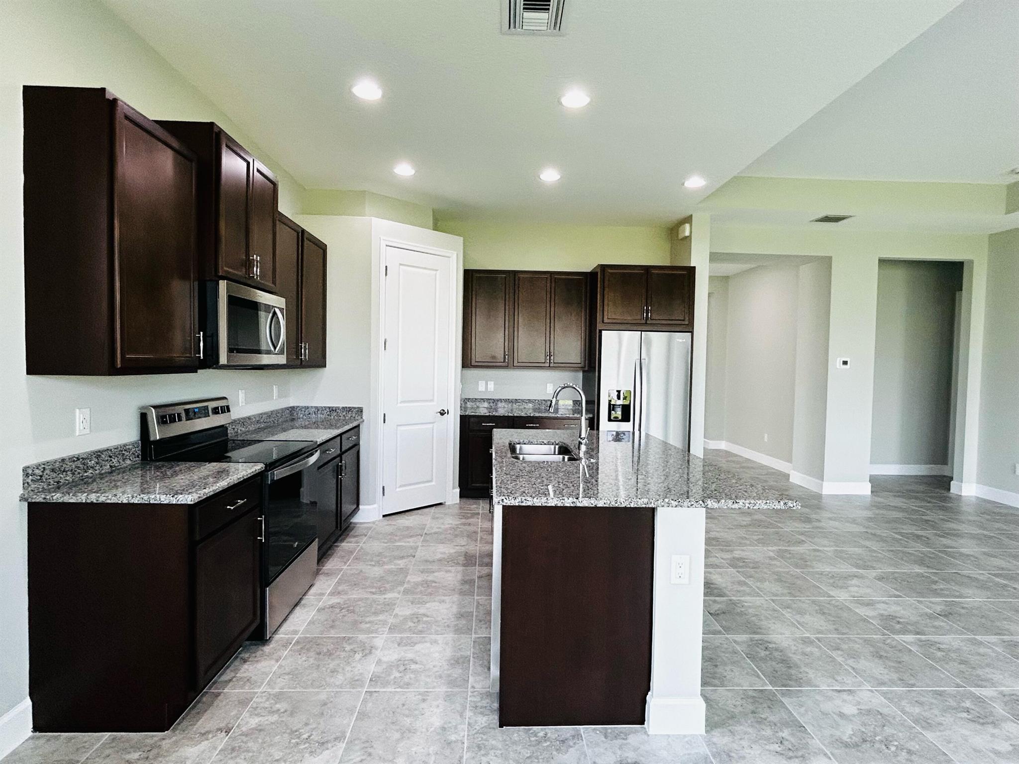 ORCHARDS OF WESTLAKE - Residential Lease