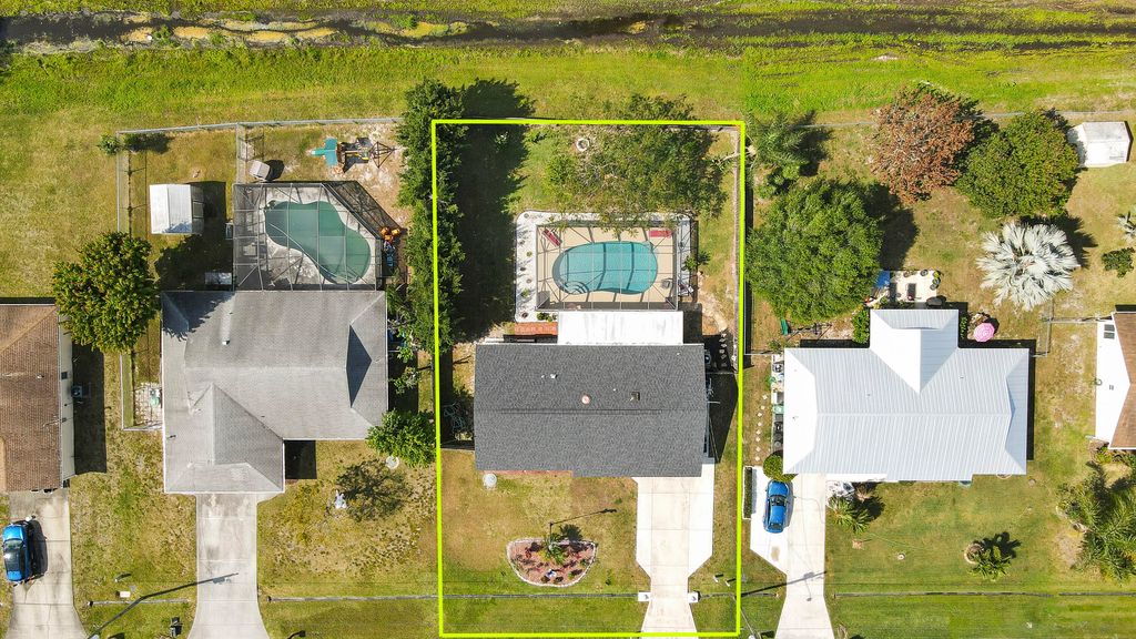 Photo of 371 SE Voltair Terrace, Port Saint Lucie, FL 34983 (MLS # R10970871)