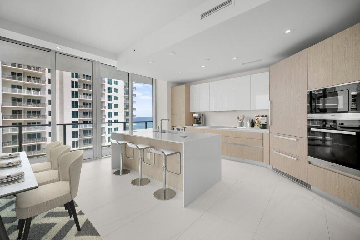 3100 N Ocean Drive 1009