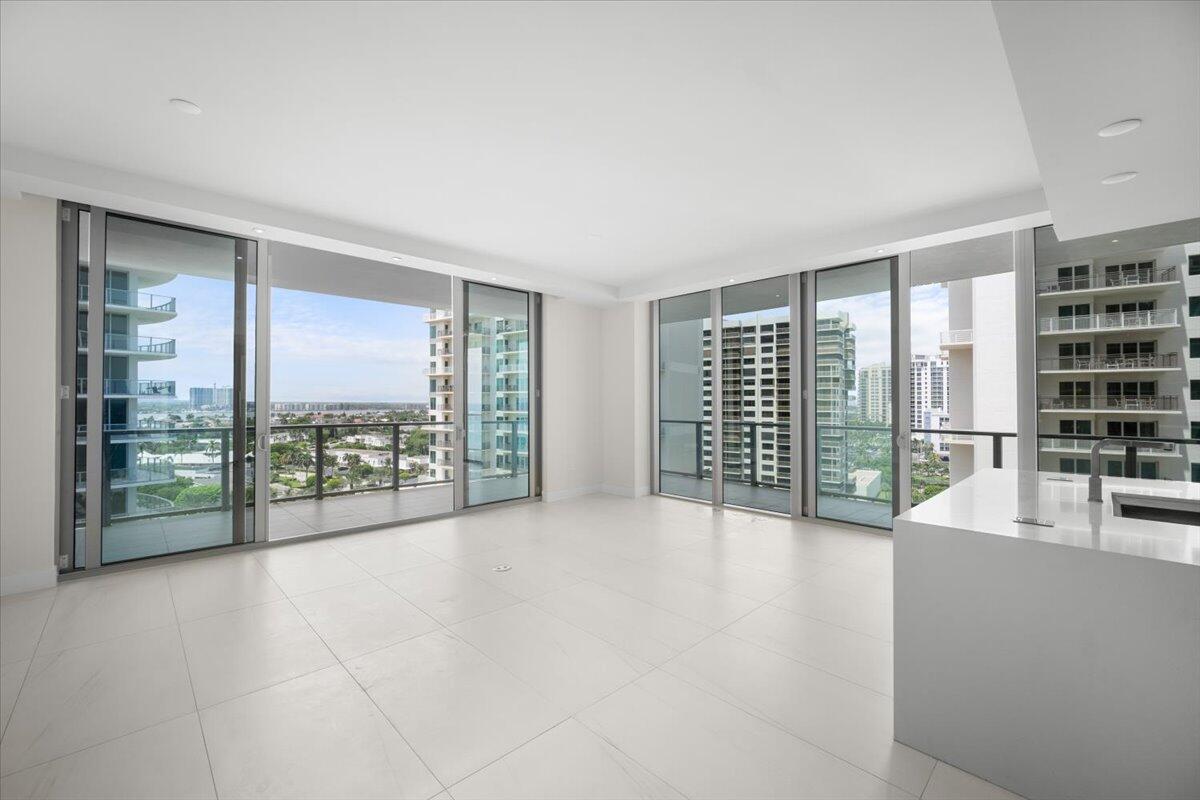 3100 N Ocean Drive 1009