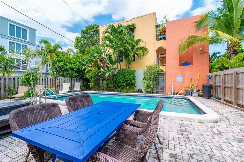 Villa Manors - Residential