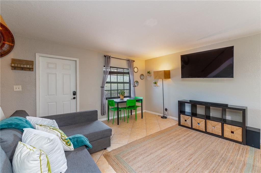 Villa Manors - Residential