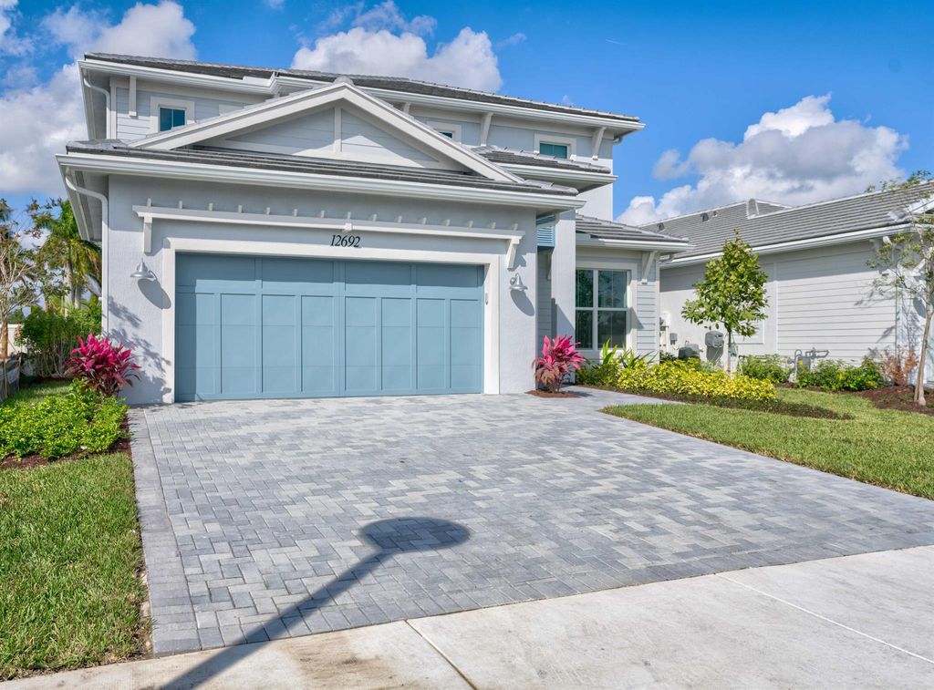 Photo of 12692 Nautilus Circle, Palm Beach Gardens, FL 33412 (MLS # R10969322)