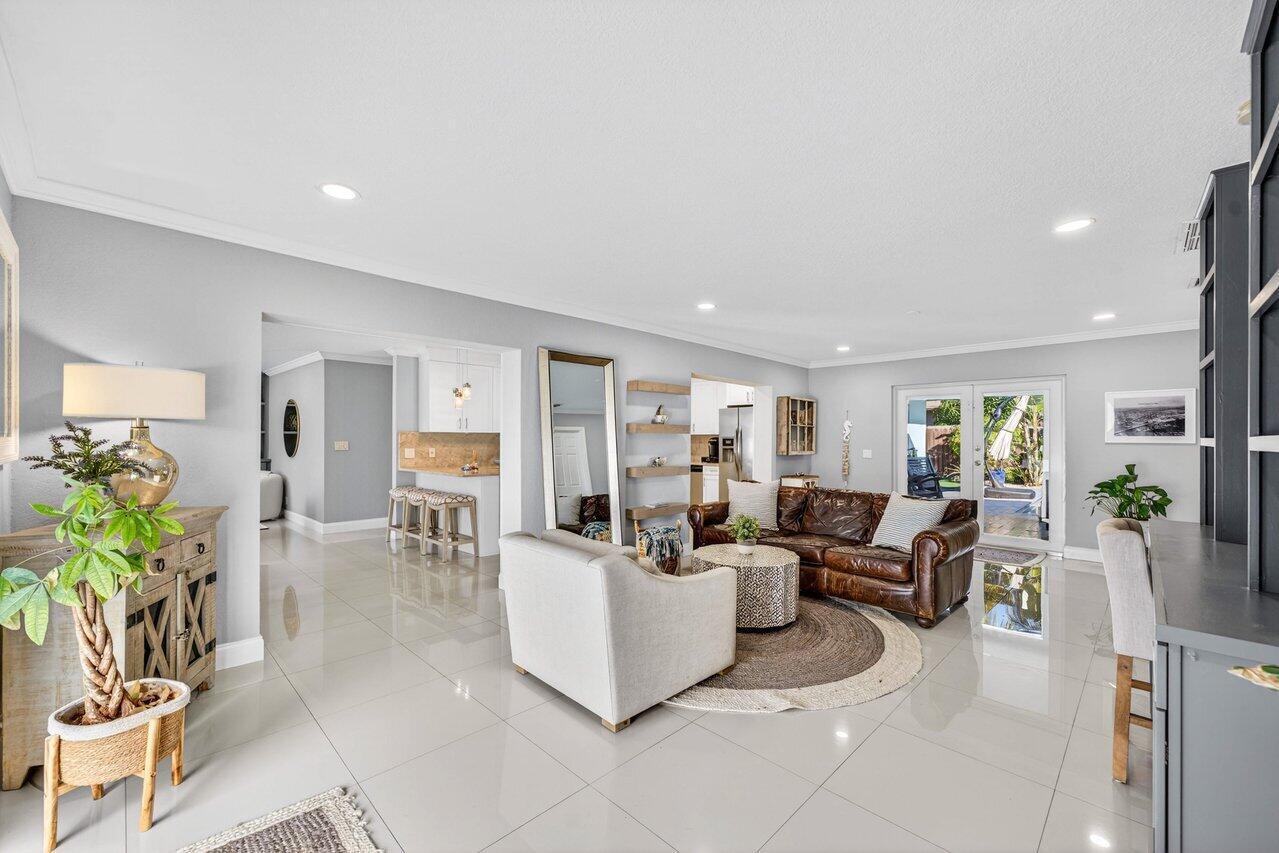 THE COVE - Residential