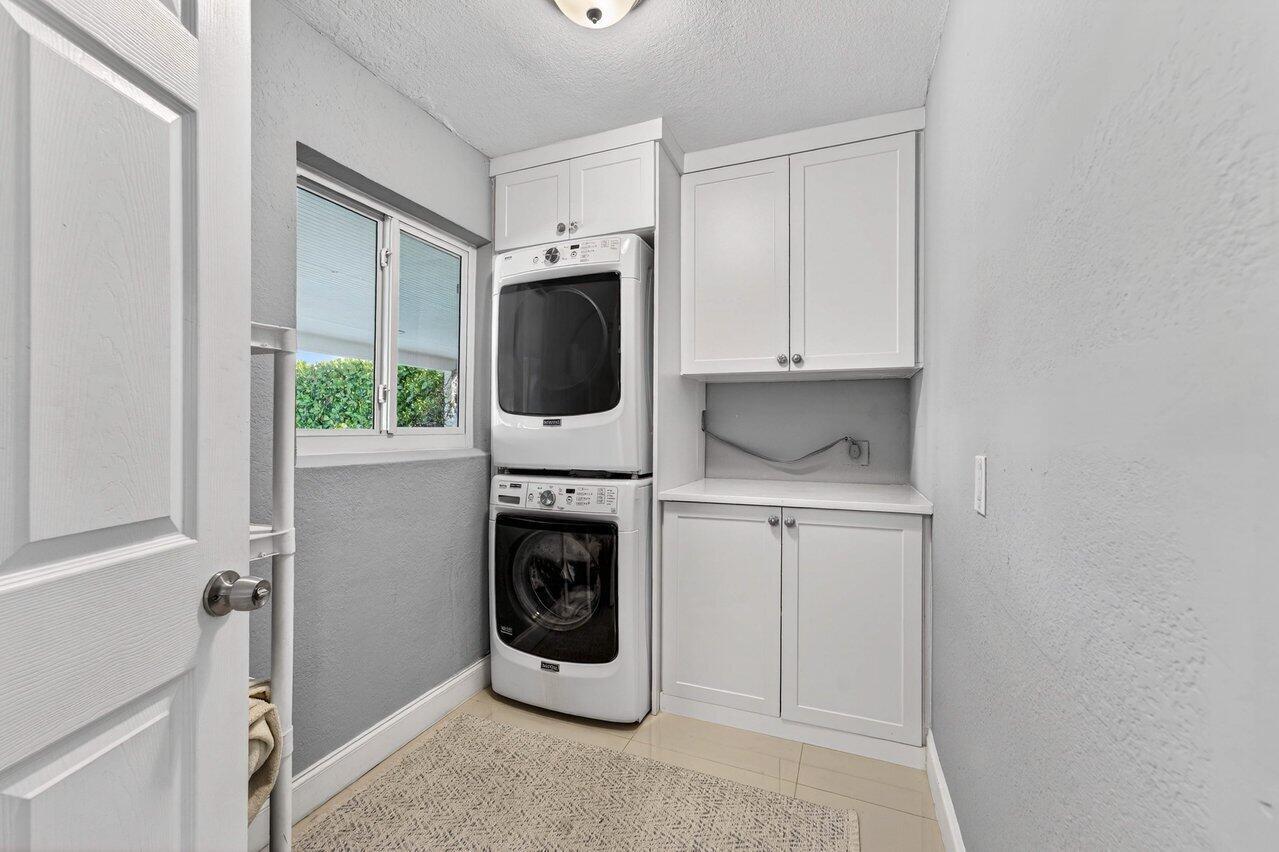 THE COVE - Residential