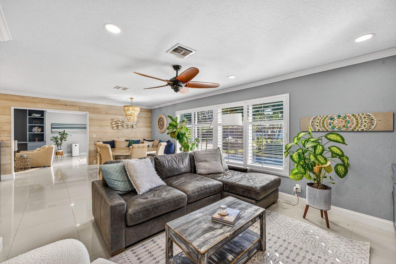 THE COVE - Residential