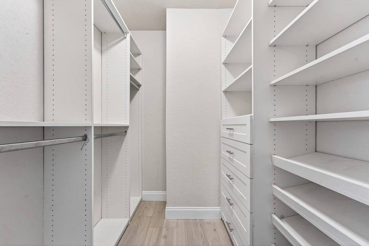 THE COVE - Residential