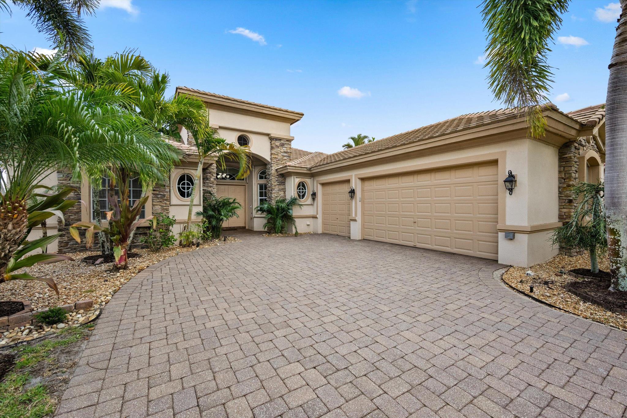 784 Montclaire Court