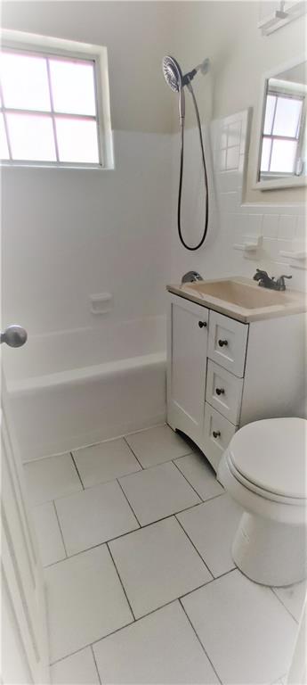 Everglade Land Sales Co F - Residential Lease