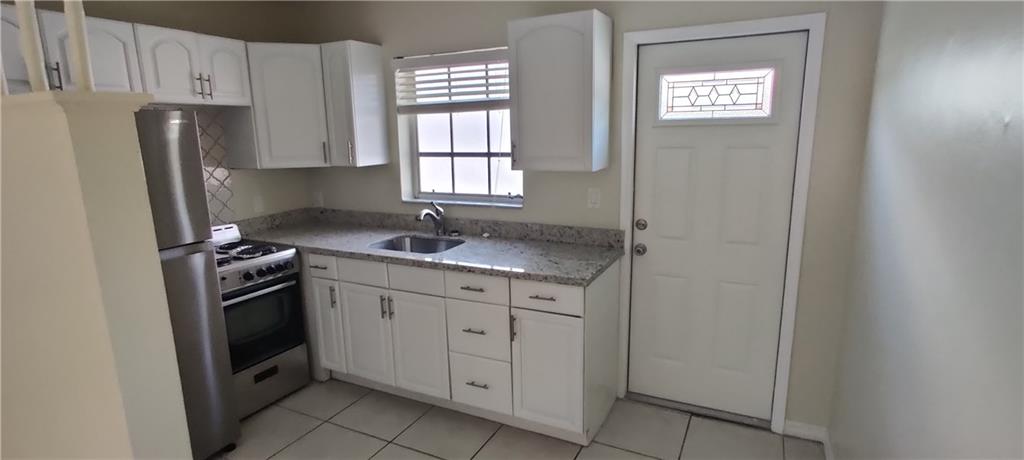 Everglade Land Sales Co F - Residential Lease