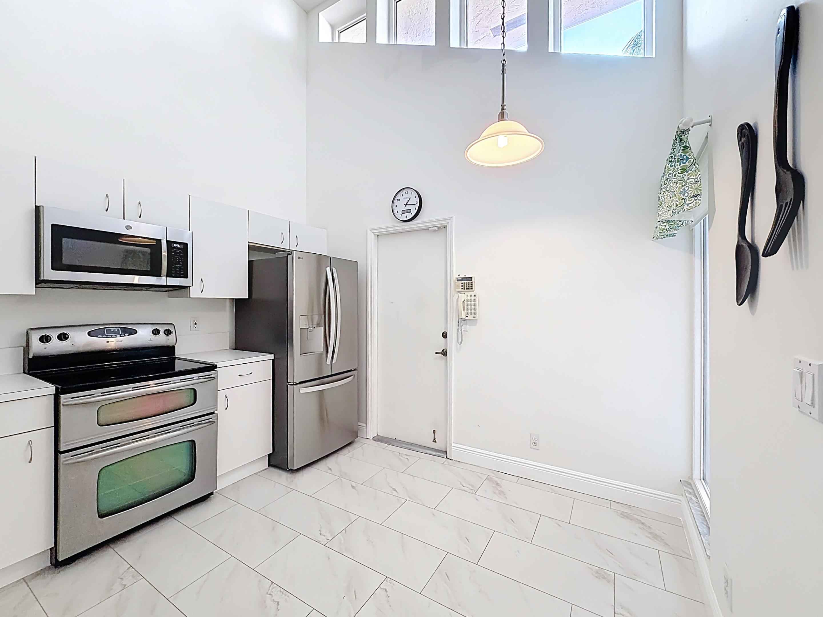 SWEETWATER SEC 3 - Residential