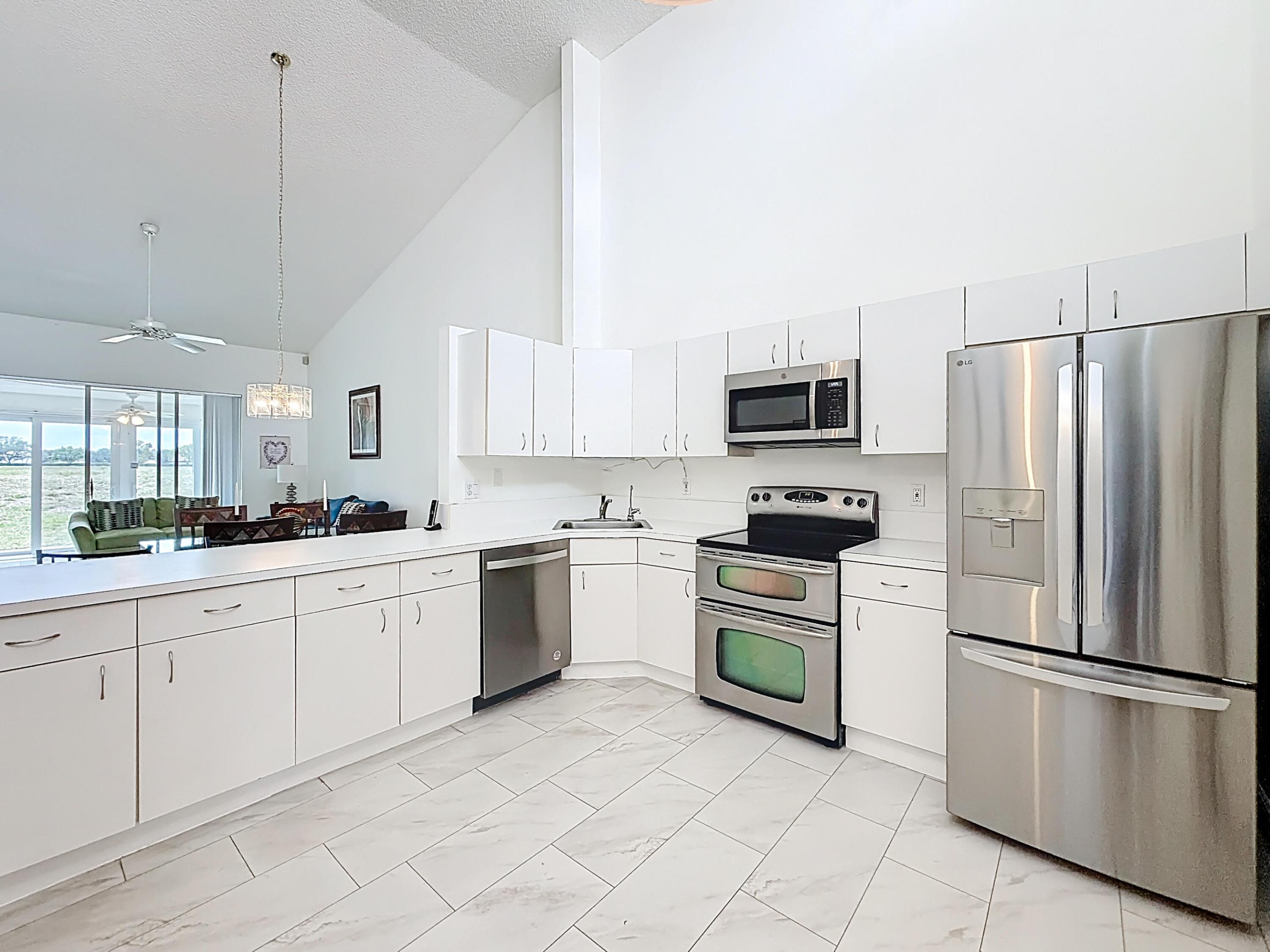 SWEETWATER SEC 3 - Residential