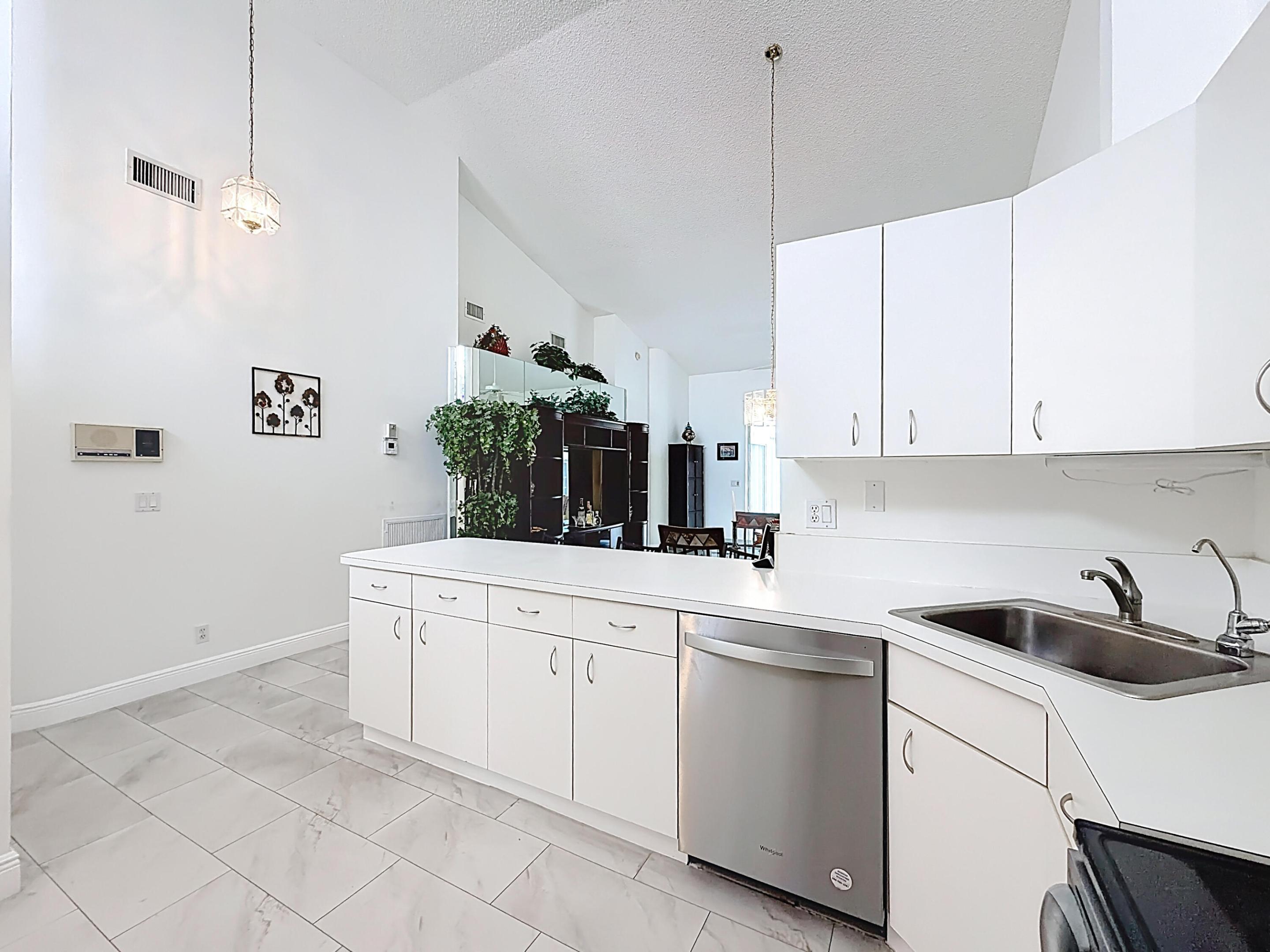 SWEETWATER SEC 3 - Residential