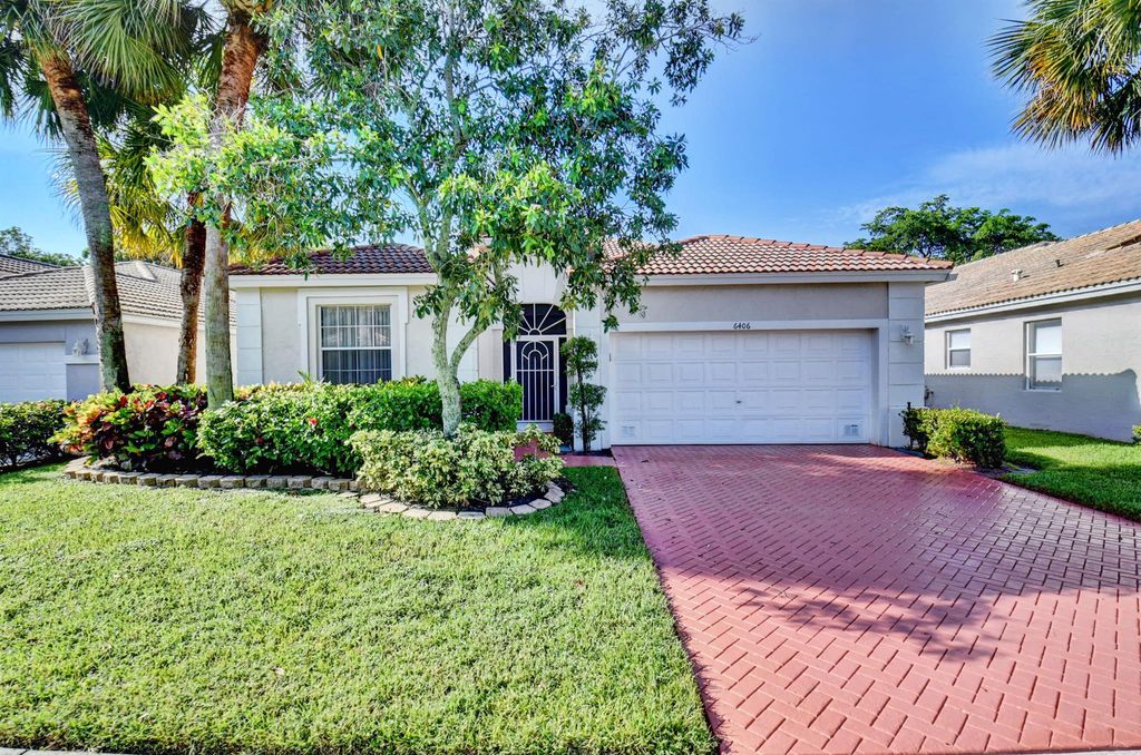 Photo of 6406 Pebble Creek Way, Boynton Beach, FL 33437 (MLS # R10916420)