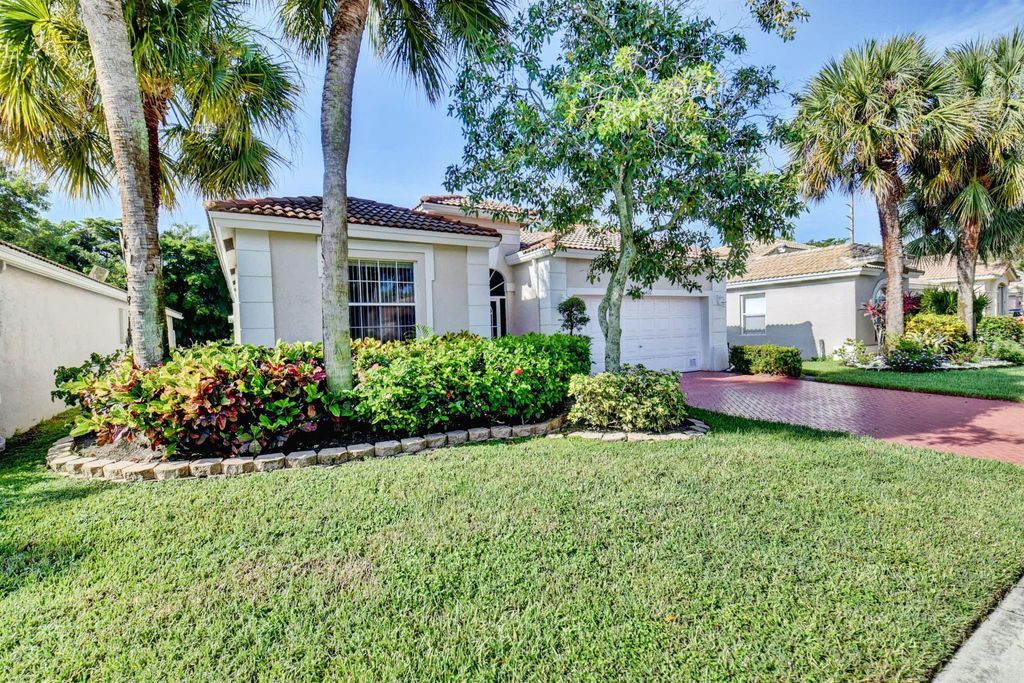 Photo of 6406 Pebble Creek Way, Boynton Beach, FL 33437 (MLS # R10916420)