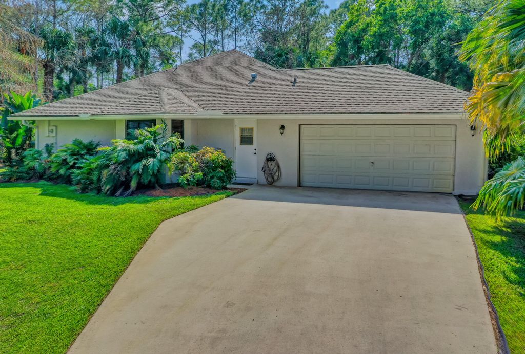 Photo of 8300 159th Court N, Palm Beach Gardens, FL 33418 (MLS # R11084934)