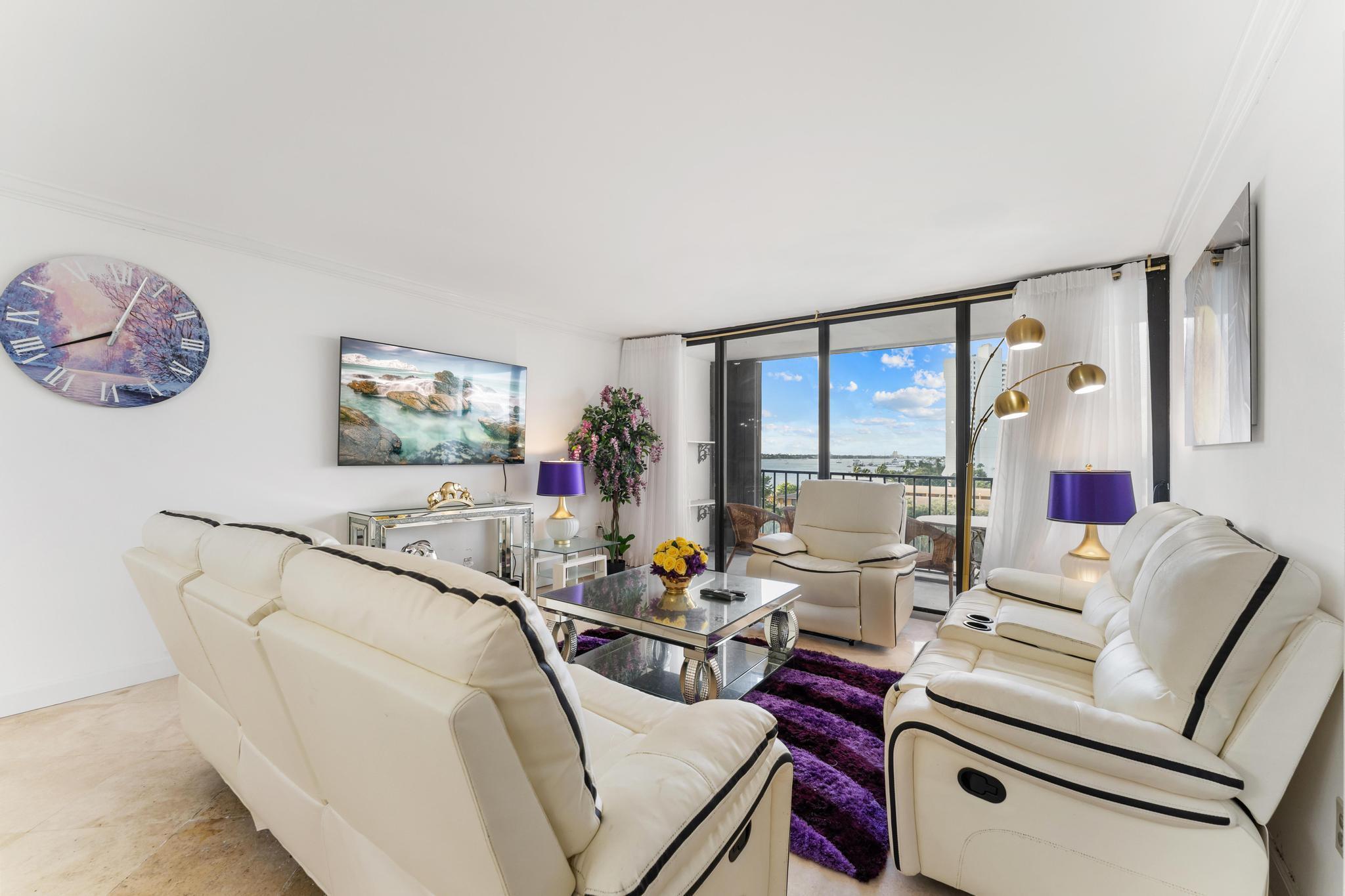 PALM BEACH HOUSE CONDO - Residential