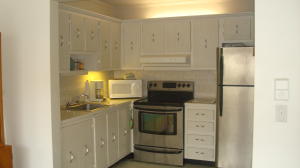 KINGS POINT FLANDERS COND - Residential