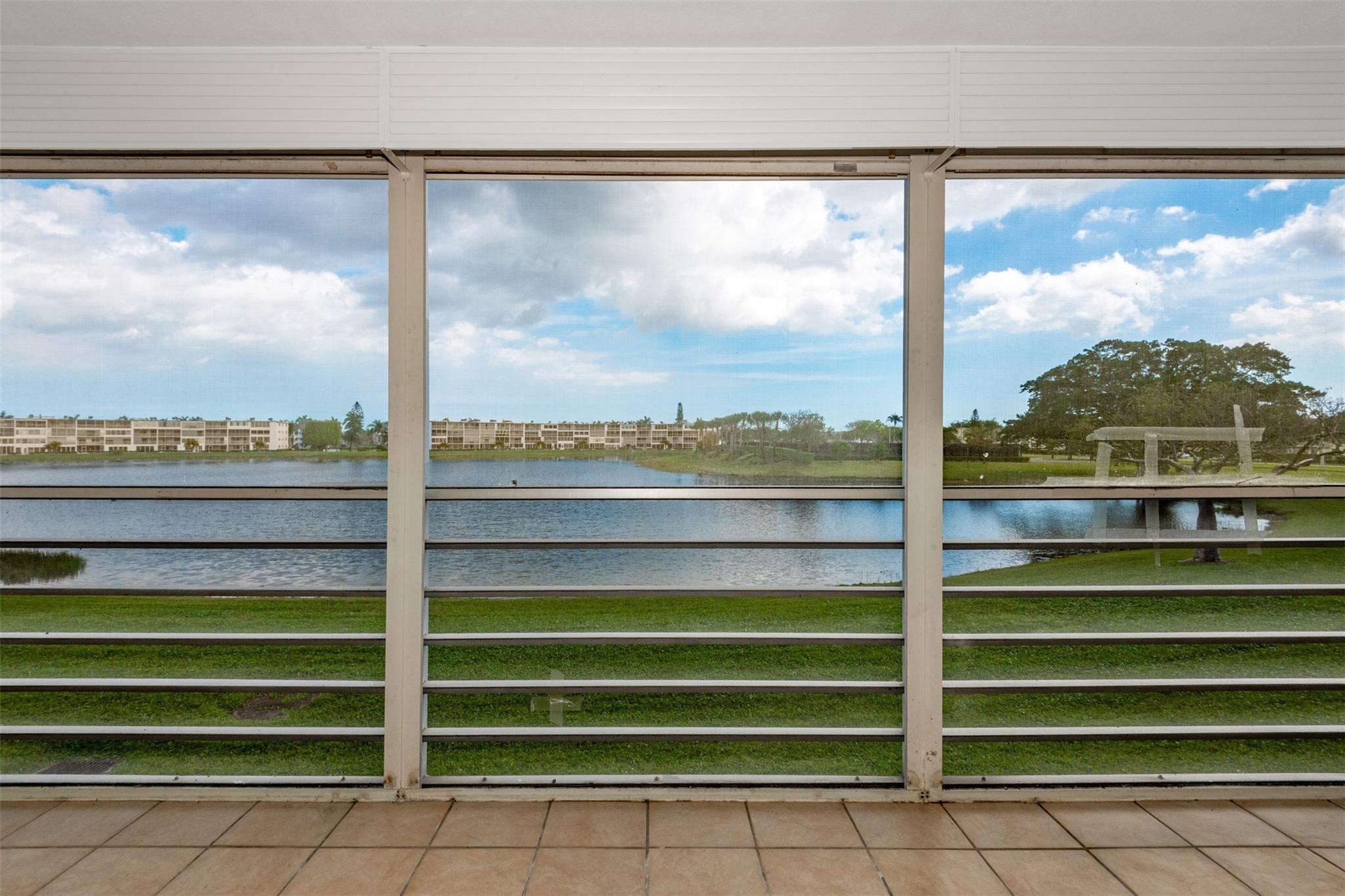 CORNWALL AT CENTURY VILLAGE CONDO - Residential Lease