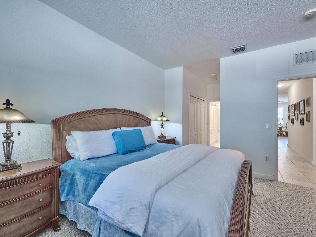 SHOMA COURTYARDS I AT ROYAL PALM CONDOMINIUMS - Residential