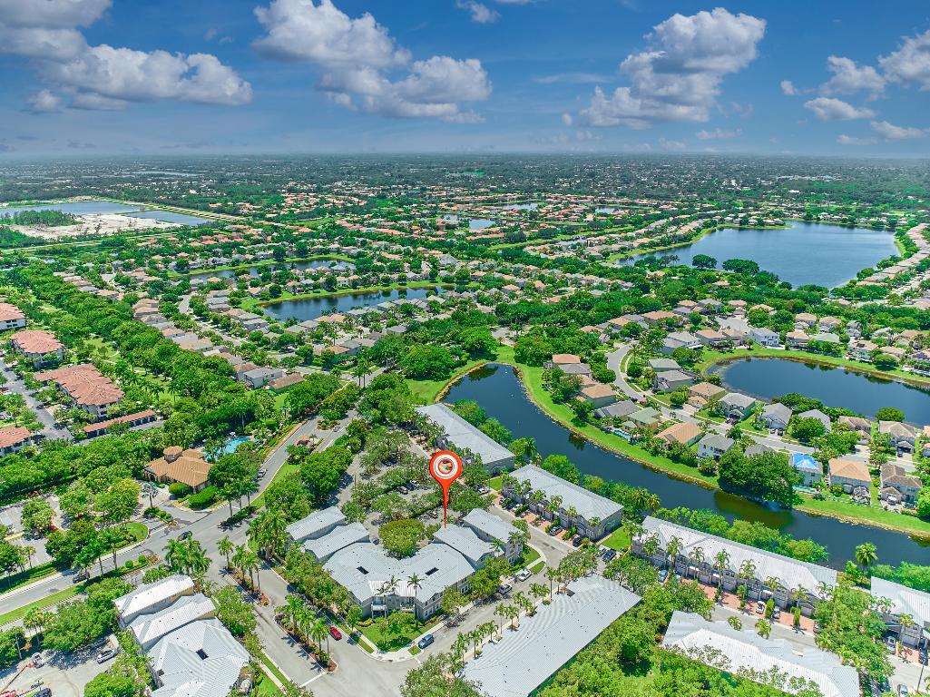 SHOMA COURTYARDS I AT ROYAL PALM CONDOMINIUMS - Residential