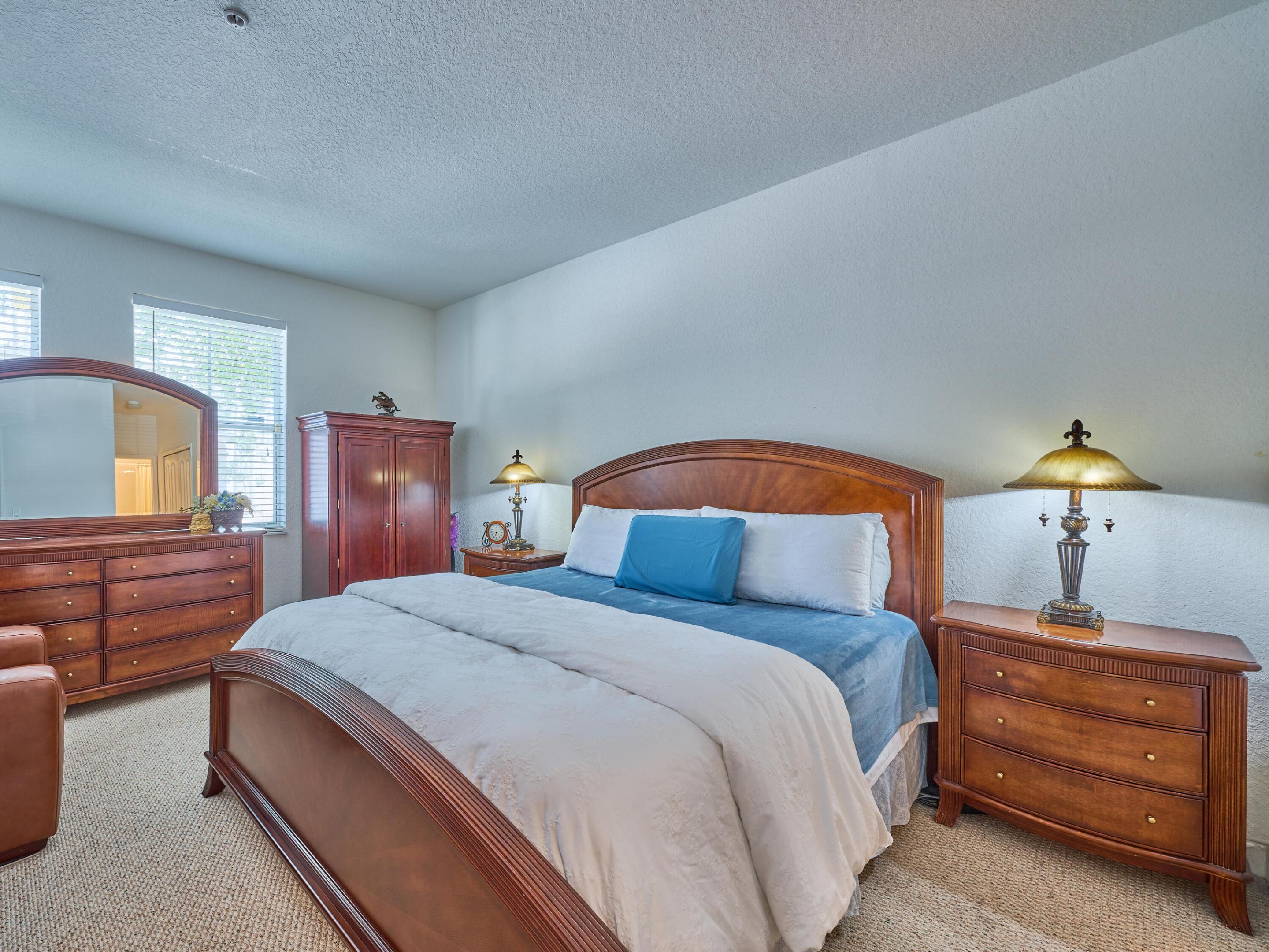 SHOMA COURTYARDS I AT ROYAL PALM CONDOMINIUMS - Residential