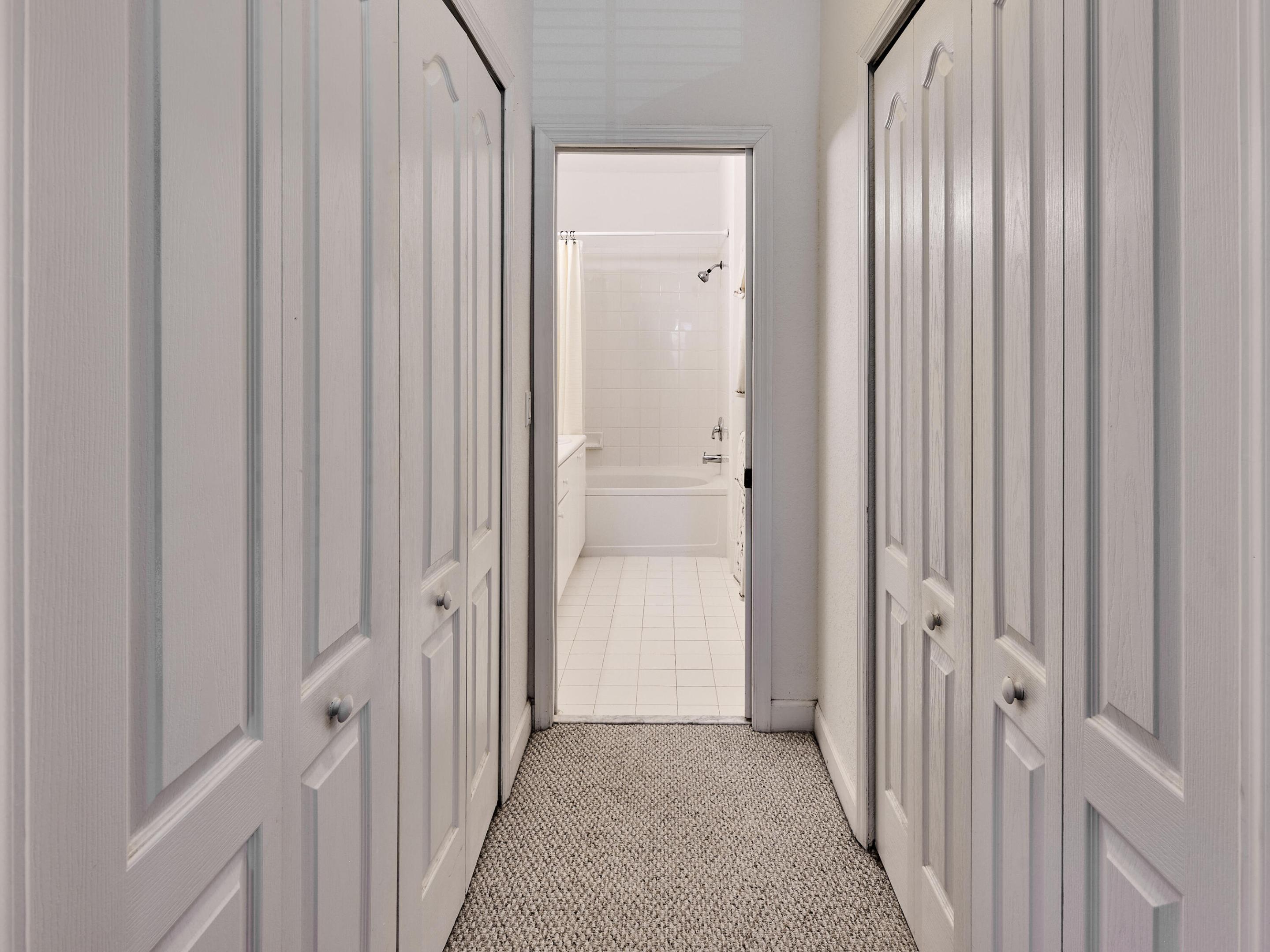 SHOMA COURTYARDS I AT ROYAL PALM CONDOMINIUMS - Residential