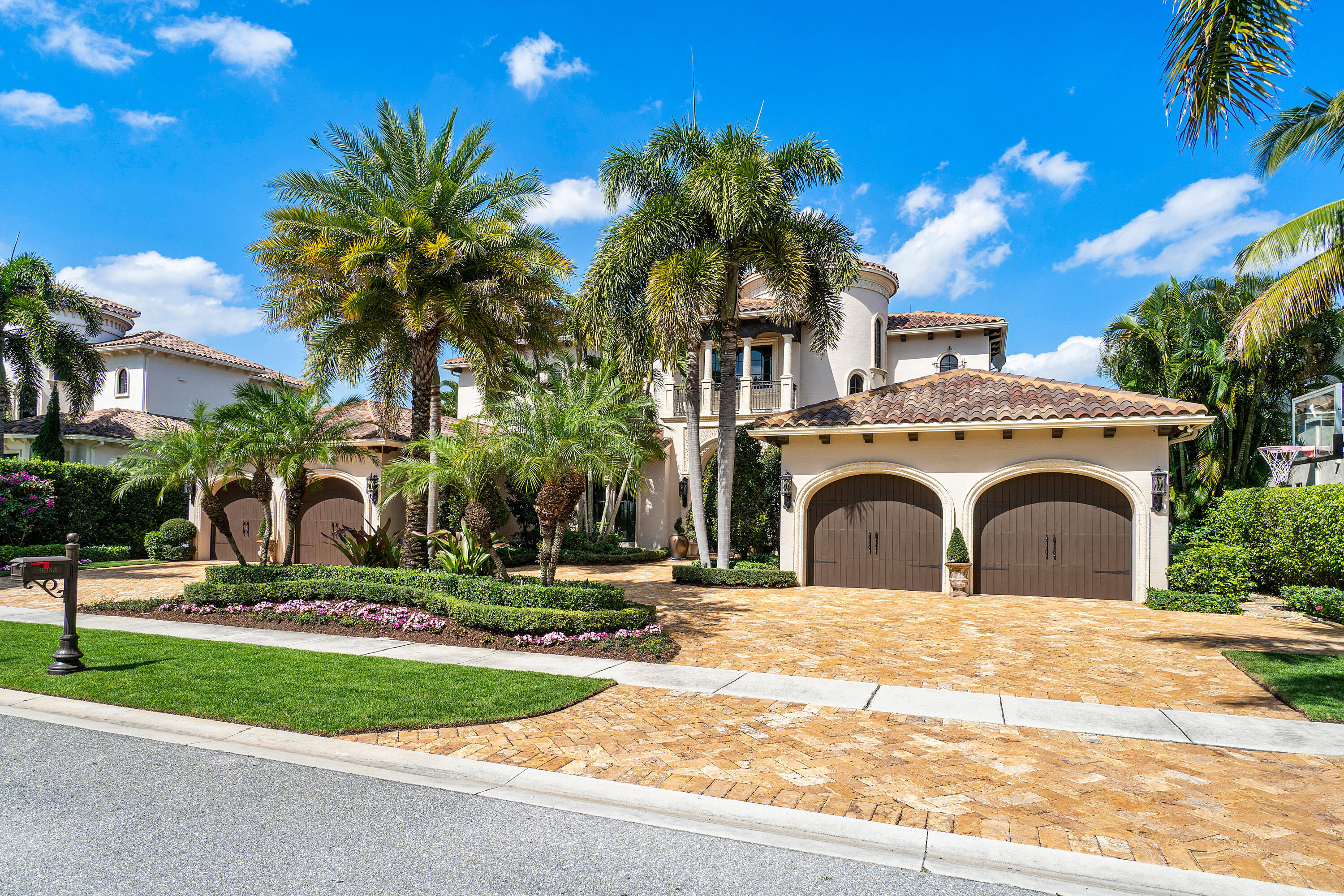 OAKS AT BOCA RATON - Residential