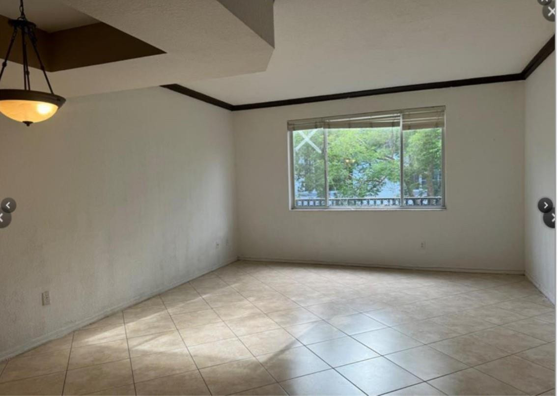 VILLAS DE TUSCANY CONDO - Residential Lease